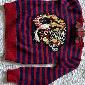 Good condition. Pre love Gucci. Size 3T-4T.